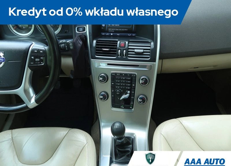 Volvo XC 60 cena 49000 przebieg: 207894, rok produkcji 2012 z Parczew małe 352
